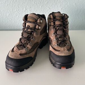 Columbia Baker Ridge Hiking Boots Lace Up Waterproof Men's Size 8.5 Great Tread